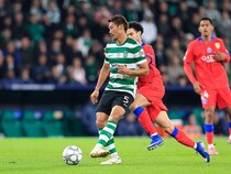 「相手のリズムを乱した」今季CL初先発で前回王者撃破に貢献！ 守田英正のパフォーマンスを海外メディアが絶賛「驚異的なカバー範囲」「中盤をまとめる接着剤のような存在」