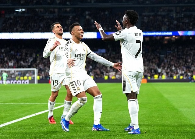 「彼が全試合観戦したら優勝だ」「私たちにはあなたのオーラが必要」超大物が“マドリー帰還”でファン大興奮！写真の背景が物凄い！