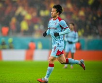 「日本サッカー史上最高のストライカー」の称号に近づいている27歳はなぜ欧州でゴールを量産できるのか　「他の追随を許さない」のが…【小宮良之の日本サッカー兵法書】