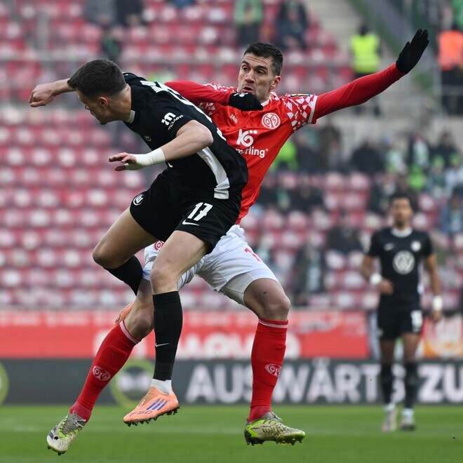 塩貝健人が途中出場でブンデスデビュー＆佐野海舟が先発！注目の日本人対決はマインツが３－１でヴォルフスブルクを撃破！川﨑颯太は出番なし