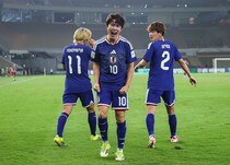 「10年に一度の選手だ」MVP＆最多得点！別格だった“日本の10番”に韓国メディアが衝撃！「日本サッカーの未来は明るい」