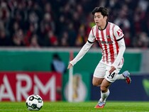 「視野どうなってんの？」「香川真司を感じさせる」24歳日本代表MFの絶妙アシストに脚光！「センスがえぐいわ」