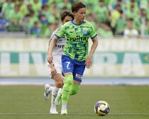 百年構想リーグの開幕間近にアクシデント。湘南が小野瀬康介ほか、高卒ルーキー、新助っ人の負傷を発表