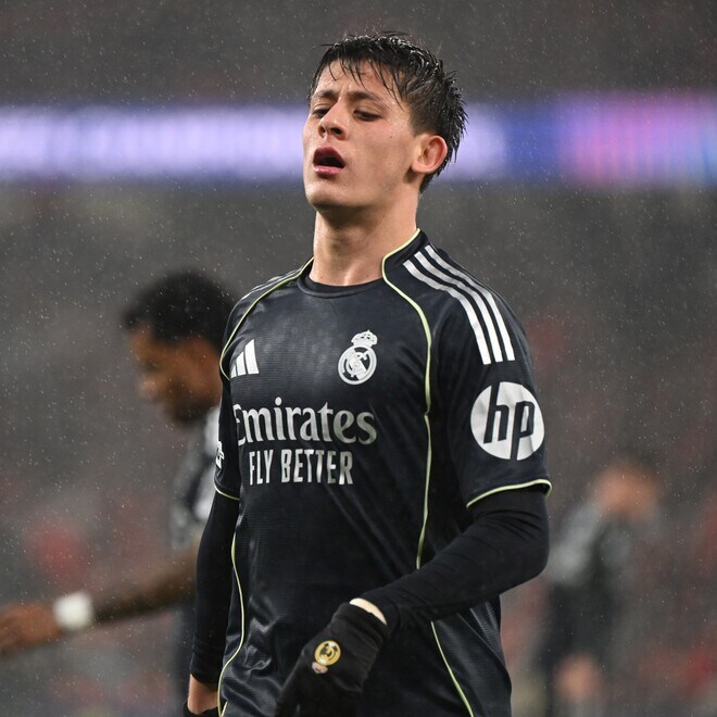 「いつも俺だ、いつも俺だ」マドリーのトルコ代表MFが指揮官に怒り？ 交代時の言動が物議「アルベロアとの最初の火種か」