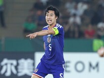 「PKのスペシャリスト」オランダ強豪へ移籍間近の20歳日本人を現地メディアが紹介。クラブは匂わせ「未来は私たちのもの」