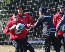 誰が正守護神？ 大きく入れ替わった岡山のGK陣。J１初挑戦の25歳はシナジー効果に好感触「みんなで守っている感覚がすごくある」