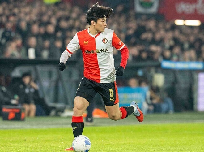 驚異の19戦18発！移籍市場で注目の日本代表エース、プレミア11位クラブの“補強候補”として地元メディアが報道！「獲得すればトップ10入りの支えに」