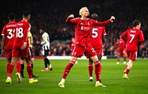 「彼を見る度に思い出す」リバプール英雄ジェラードが、今をときめく23歳後輩と重ね合わせた元Jリーグ戦士は？「共通点が多い」