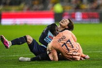 「天は日本を見捨てた」日本サッカー界にもたらされた、さらなる“悲報”に韓国メディアも騒然「大きな痛手となる」