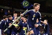 【北中米W杯出場国紹介｜第13回：スコットランド】３月に日本と対戦。サイドで違いを作るドークが前を向けば高確率でチャンスメイク
