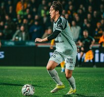 日本人６選手が先発のSTVV、敵地で４発快勝！ キャリア初２ゴールの山本理仁が自信「僕らも成長していると思う。もっと高い位置にいける」