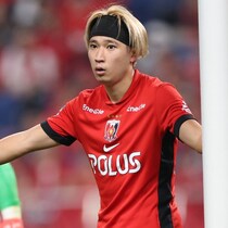 「松尾が開幕ゴール！」浦和が開始５分に先制！ PK献上の千葉GKには「しょうがない」「あれは判断難しい」の声
