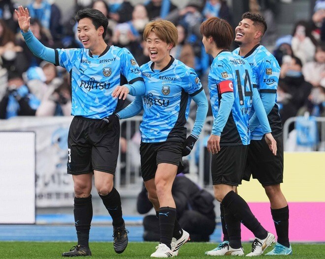 トドメの一発は脇坂泰斗！ 計８ゴール、川崎が壮絶な打ち合いを制す。ホームで柏を５－３撃破
