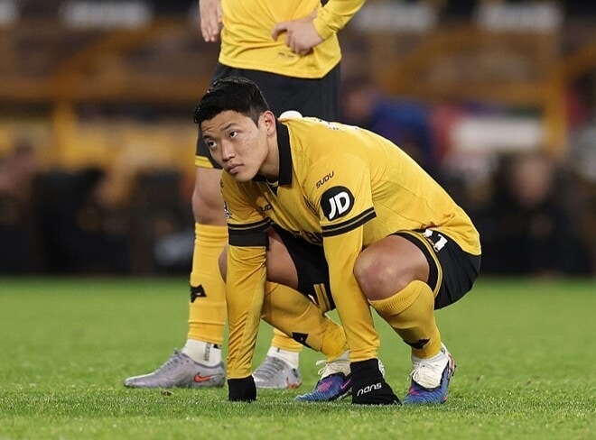 「W杯に出場できるのか」「大打撃だ」韓国代表に激震！主力FWの負傷で母国メディアは騒然「落胆の表情を浮かべた」