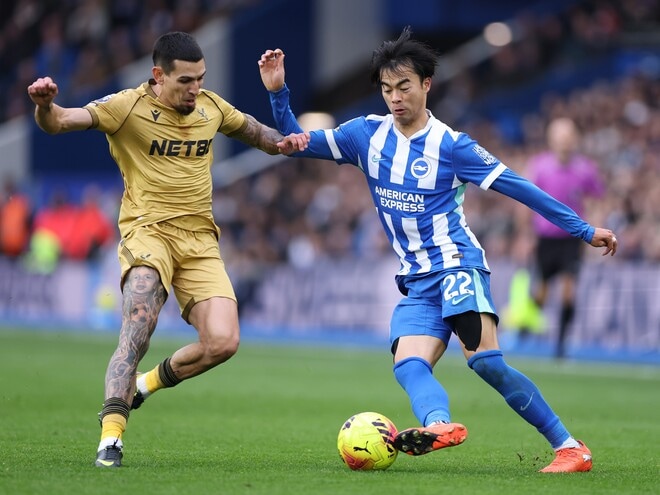 “M23ダービー”に敗れたブライトンは14位と低迷。英国人記者は「復活のためには三笘を…」【現地発】