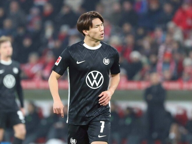 「ついに打破した」20歳日本人FWがドイツ移籍後“初ゴール”！ 海外メディアが即反応「低い弾道のシュートで翻弄」