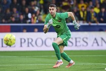 バルサ24歳GKの「滅多にないバカな失敗」。失点を招く衝撃トラップミスにネットざわつく「史上最悪の大失態！」「この世に完璧な人間などいない」