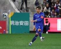 昇格組の長崎は開幕２連敗。初勝利への道のりは険しいか。キャプテン山口蛍が見据える未来「受け止めて、進んでいくしかない」
