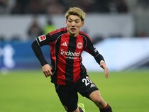 堂安が先発したフランクフルトが公式戦10試合ぶりの白星！ 高井＆町野が出場のボルシアMGに３－０で完勝、日本人対決を制す