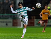 「退団もあり得る」不振で批判を浴びる日本代表MF、南米名門に電撃移籍の可能性を現地報道　W杯落選危機で「環境を変えるかもしれない」