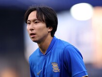 「試合勘の不足からくる錆びつきかもしれない」FA杯で後半ATに決定機逸…26歳日本人に地元メディアは辛口「勝ち越しのチャンスを逃した」