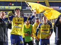 「すげー環境で試合してんな」「記憶に無い」日本人６選手が出場、偉業達成ゲームで広がった“驚きの光景”にネット反響！「クソやりづらそう」「やばすぎやろ」