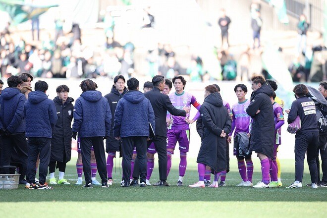 「基準を変える作業を今、している」練習試合のピッチで藤枝の選手たちは血気盛ん。槙野監督の予感「１つ変わろうとするきっかけに」