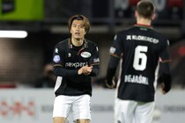なぜ欧州クラブは日本人を獲りたがるのか。オランダで窮地に立つ日本人FWの“プロフェッショナルな振る舞い”に接し、あらためて納得した【現地発】
