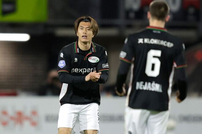 なぜ欧州クラブは日本人を獲りたがるのか。オランダで窮地に立つ日本人FWの“プロフェッショナルな振る舞い”に接し、あらためて納得した【現地発】