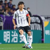 神戸キャプテンが一発レッド！ 抜け出した敵MFを後ろから...前半途中で数的不利に