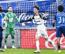 サムライ８人衆を擁するSTVVが強い！開始１分で失点→日本人が全得点に絡み４発逆転！28歳MFはGK無力化の完璧弾「逆足だったけど落ち着いて流し込めた」