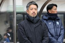 「勝負したなかでのミス」“痛恨２失点”で連敗。福岡指揮官は０－２敗戦で課題言及も「下を向いている暇はない」