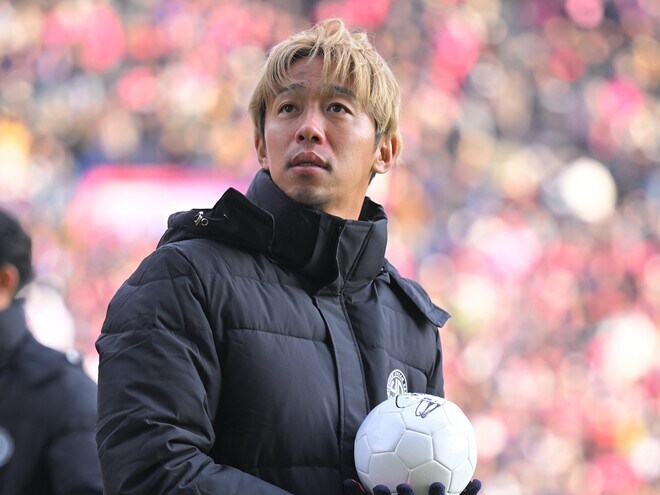 「この瞬間を待ってた」「まだまだやれる」36歳元日本代表が待望の古巣復帰後初ゴール！ 華麗な一発にファン興奮「スタジアムで泣いたよ」