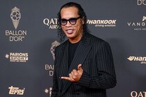 「90分は長すぎる」試合は観ない？ ロナウジーニョが“正直すぎる本音”を明かす「イライラしてしまう」