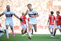 鹿島が大一番を制す！ エース鈴木弾などで２点差を追いつき、終盤に決勝弾！ 浦和に３－２逆転勝利で３連勝！