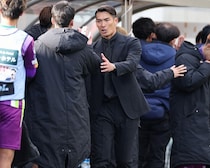 アウェーゲームでも「敵地じゃない」。藤枝・槙野監督の心震わすメッセージ「乗っ取りましょう、この場所、行きましょう！」