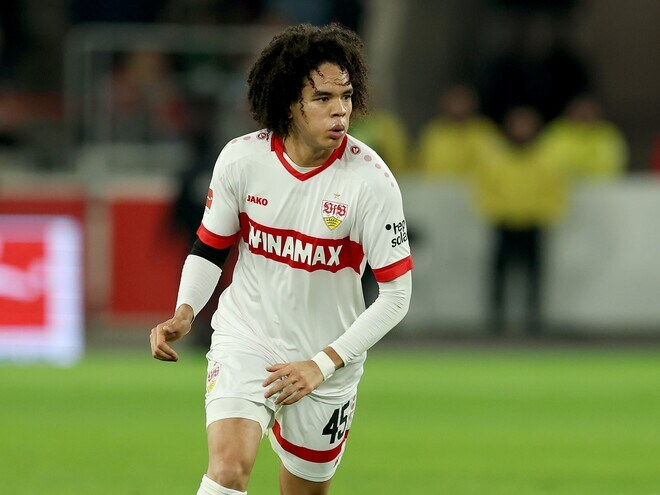 「もっと見たくなるプレーだった」欧州で公式戦１年ぶり出場の21歳日本人、新天地デビュー戦で現地メディアから賛辞。同世代の松木玖生も反応「He's back」