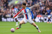 「ひどい」「何ももたらさない」一体なぜ…主力だった日本代表MFにまさかの事態　現地ファンから批判が殺到「魅力が分からない」「重荷になっている」