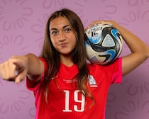 「可憐なケイシーが出てきたぞ」「18歳の出番だ」韓国女子の逸材に母国ファンも期待大！ 限られた出場時間で見せ場「サッカー上手い」「頑張る素敵な選手だ！」【女子アジア杯】