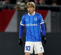 「ジャッジのレベルが低い」「納得いかない」伊東純也が判定に怒り！猛抗議をしたイエローに不満の声「そりゃ感情剥き出しにもなるよ」