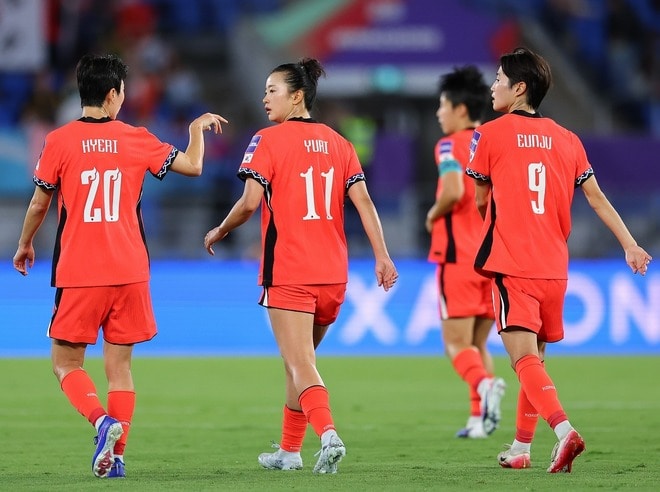 「日本、北朝鮮、中国の壁を越えるのは容易ではない」３発快勝も決定力不足を指摘された韓国女子。33本のシュートも「イランのゴールをこじ開けるのに苦労」【女子アジア杯】