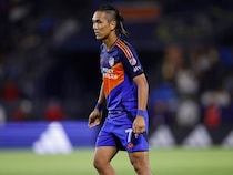 “本田圭佑からレギュラーの座を奪った”元日本代表FWが32歳で電撃引退、高校生で代表入りした怪物「熟考の末…」