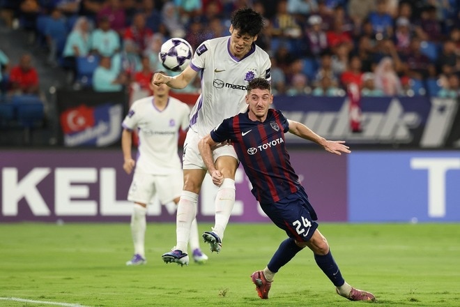 広島はマレーシア強豪ジョホールに１－３敗戦。前半の退場で10人に…数的不利が響き、ラウンド16のアウェー第１戦を落とす【ACLE】