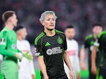 「ついに追い求めてきた移籍が実現」昨夏に５大リーグ行き破談の日本人エースがいよいよ退団と現地報道　不振で集中砲火「サポーターは彼が去ることに満足」