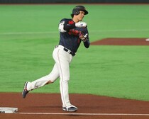 「今夜は“お茶点てポーズ”をたくさん見たい」サッカー日本代表も「日の丸を背負う仲間として」侍ジャパンを応援！