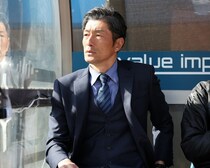 恐怖心や焦り「俺だけが持てばいい」。でも須藤監督はビビらないから結果、誰も怖がらない。横浜FCは勇気あるプレーを貫けるか
