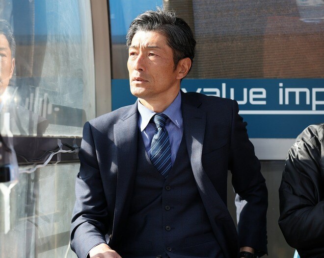 恐怖心や焦り「俺だけが持てばいい」。でも須藤監督はビビらないから結果、誰も怖がらない。横浜FCは勇気あるプレーを貫けるか