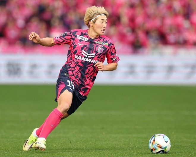 「自分の力はこんなもんじゃない」。ロス世代の20歳ウインガーが新天地セレッソでさらなる進化に意欲「点を取って、流れに乗りたい」