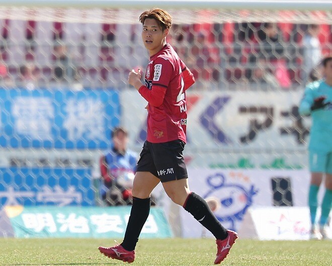 ファジ松本昌也「いつの間にゴール前にいるの!?」。絶妙ボレー弾で“90分”初勝利に導く「めっちゃかっこいい」「もはやエースストライカー」など脚光