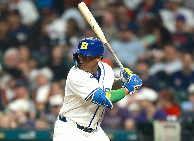 「マジで上手いな！」「日本でやったら監督に干されそう」さすがサッカー王国！WBCブラジル代表が魅せた華麗な足技が話題